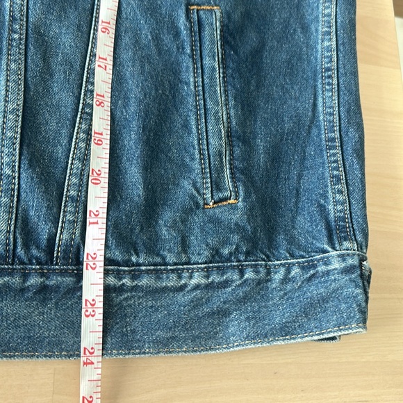 🆕 GAP Denim Trucker Jacket L Large NWT New! Blue - Picture 11 of 11